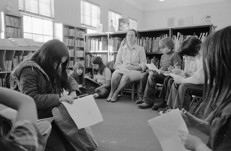 1974 Ackerman Elementary School, Library 02