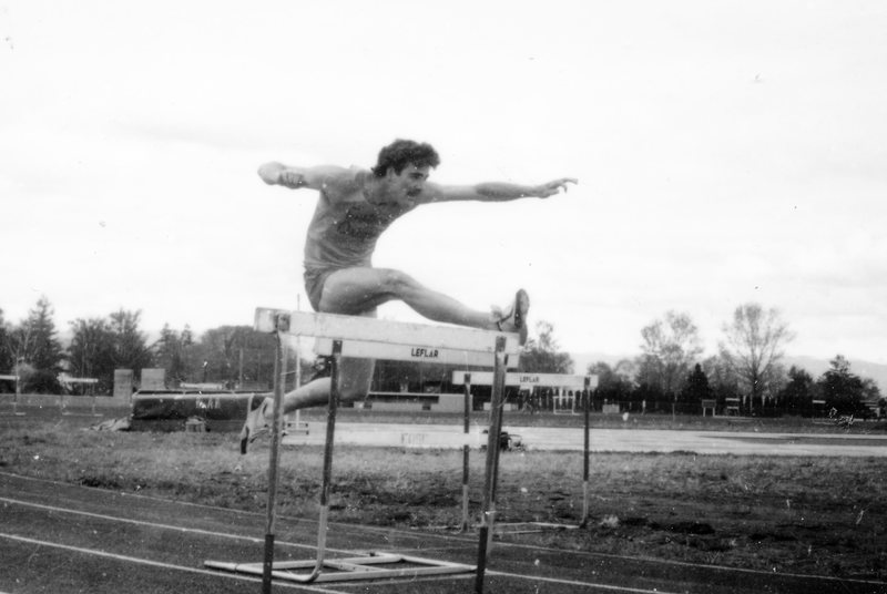 80's Track, Hurdles 2