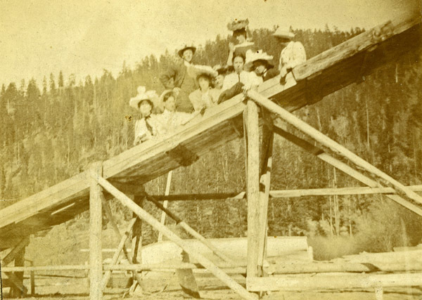 Wallowa Lake, Slide