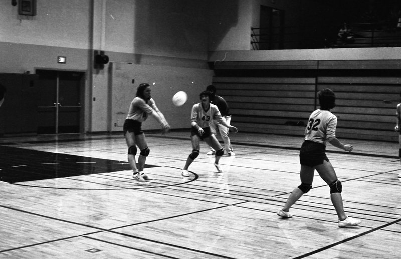 1981 Volleyball Action 07