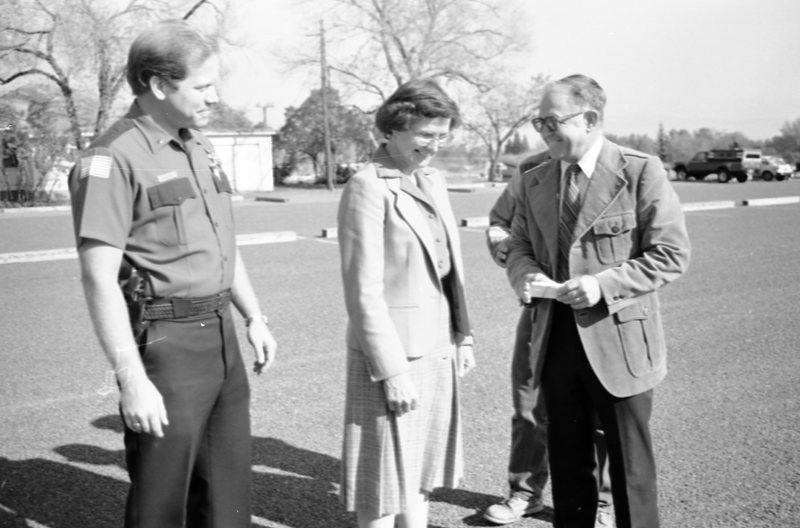 1986 Employees, Parking Lot 01