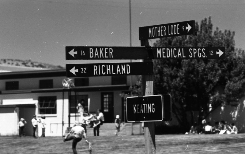 1979 Keating Oregon Signs
