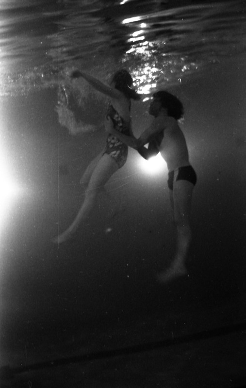 1977 Swimming, Under Water 18