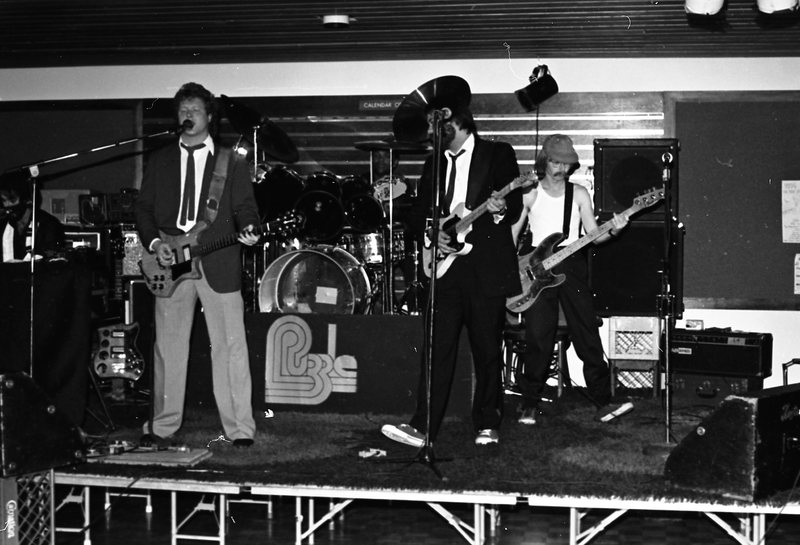 1981 Band, "Puzzle" 01