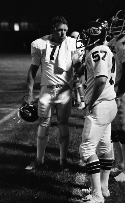 1981 Football Players, Alumni 02