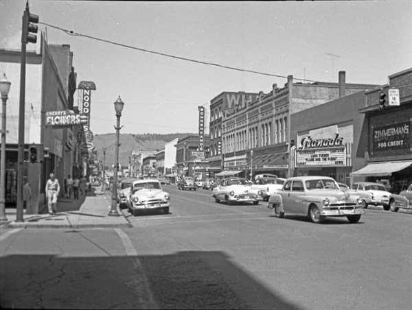 La Grande, Street Scene 12