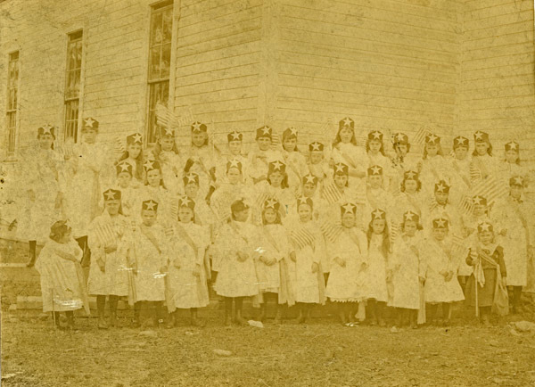 Flora School, Patriotic Girls