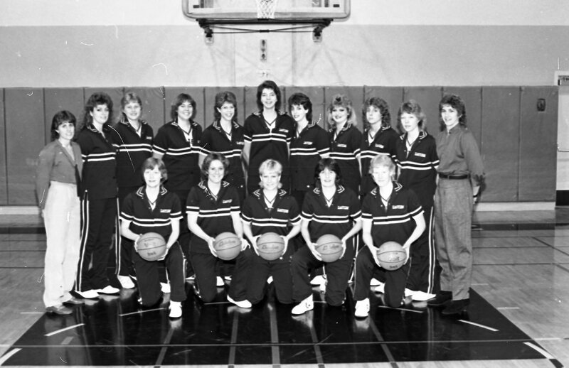 1985 Women's Basketball Team, January 03