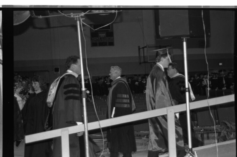 1989 Graduation, Faculty Walk 04