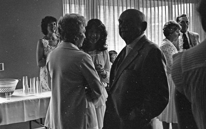 1982 Graduation, Refreshments 01
