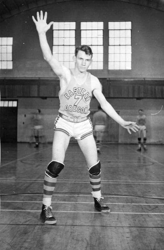 1946-47 Basketball Player 5