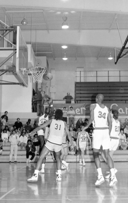 1988 Basketball Action, OIT at EOSC 02