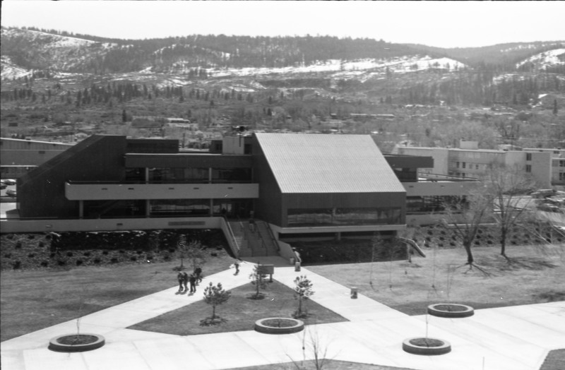 1976 Hoke Hall 06