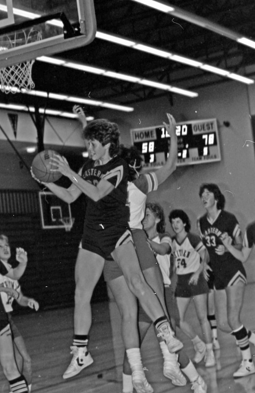 1984 Women's Basketball Action, EOSC vs. Whitman 13