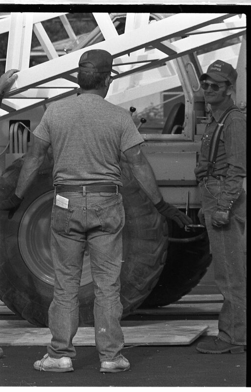 1988 Campus, Tennis Courts Construction 31