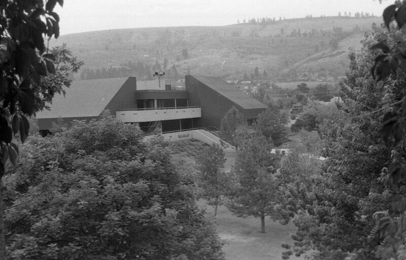 1984 Hoke Hall 05