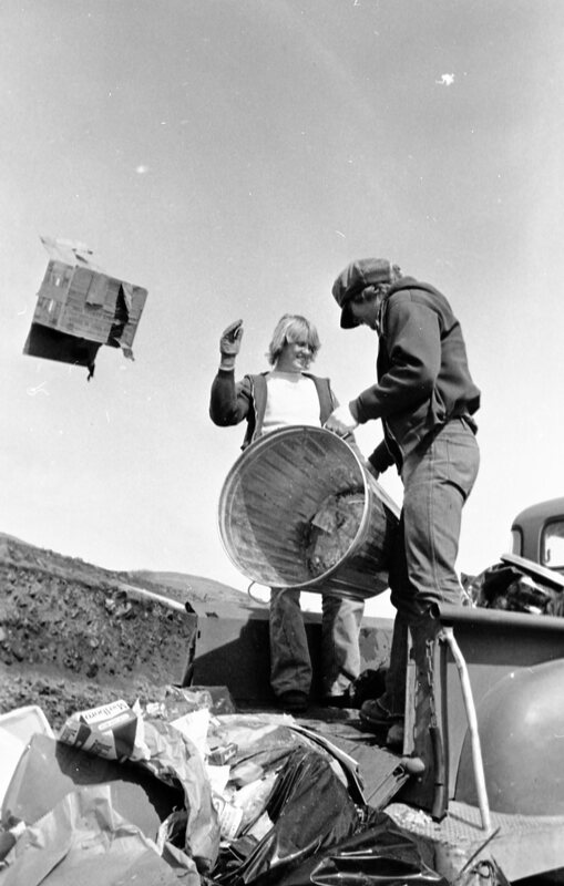 1974 Students, Garbage Duty 02