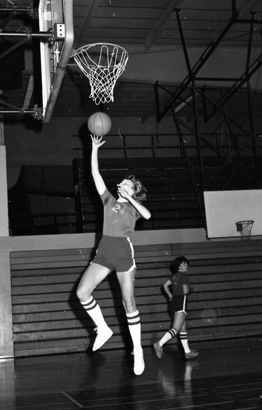 1979 Women's Basketball Action 12