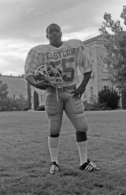 1984 Football Player, September Portraits 02