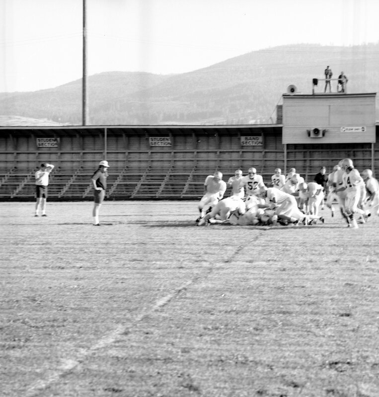 1973 Football Action 03