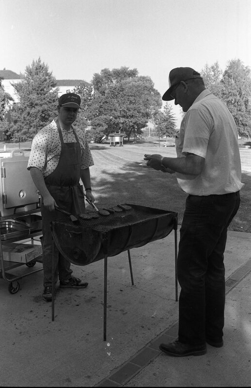 1989 Employees, BBQ 14