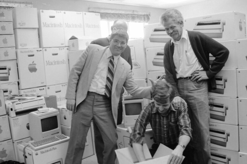 1986 New Macintosh Computers 06