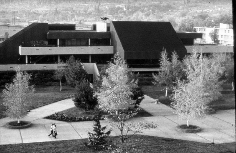 1988 Hoke Hall 04