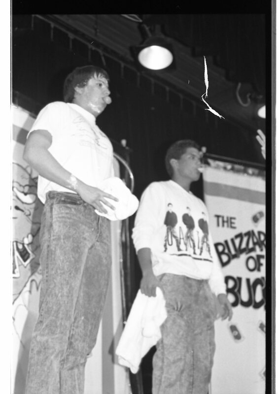1989 Guest, The Buzzard of Bucks 21
