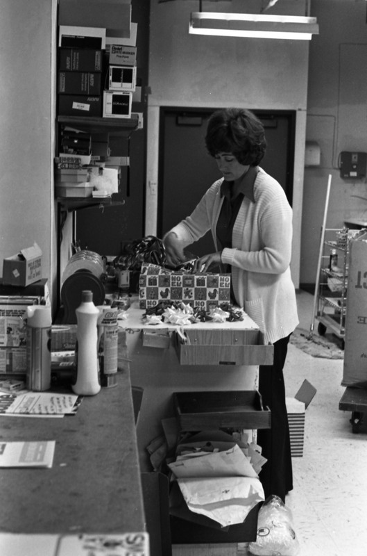 1977 EOSC Bookstore Manager, Kathy Ferguson 07