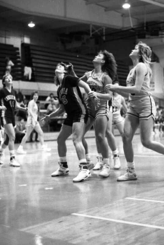 1988 Women's Basketball Action, Concordia at EOSC 06