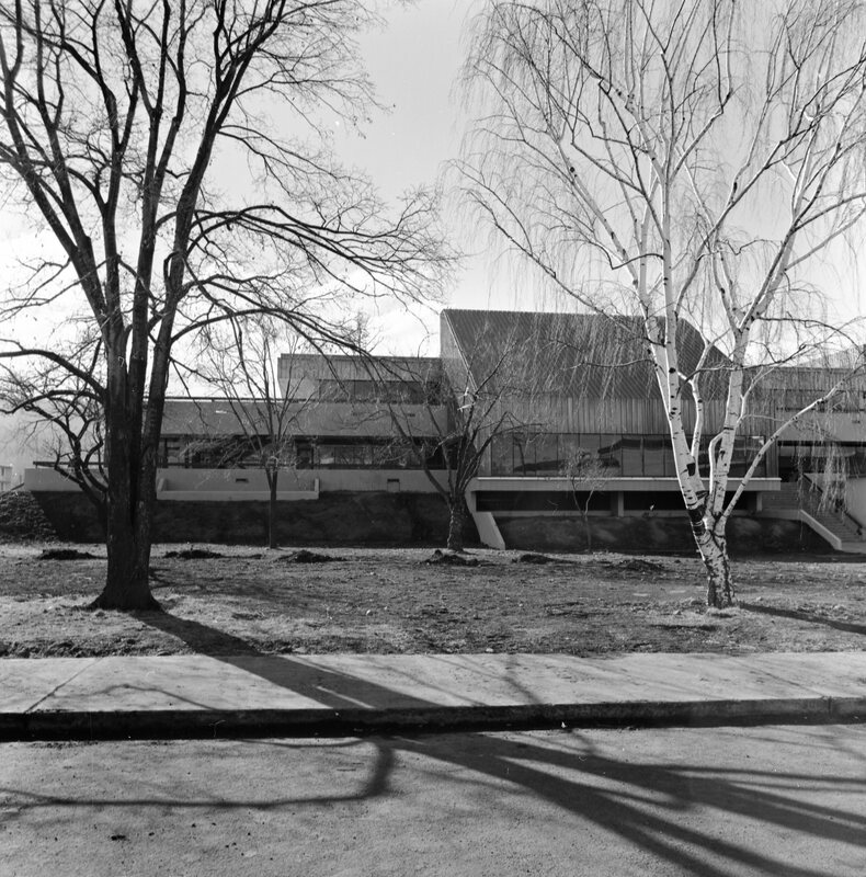 1973 Hoke Hall 03