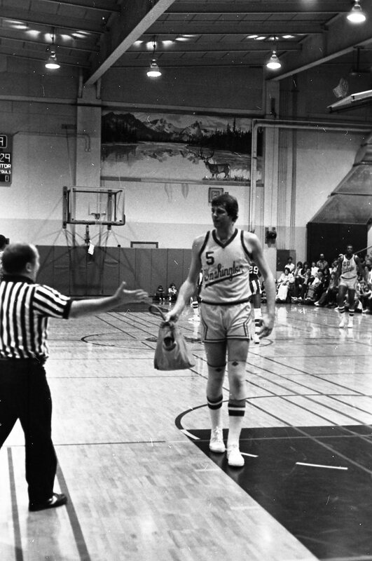 1983 Basketball, Harlem Globetrotters 30