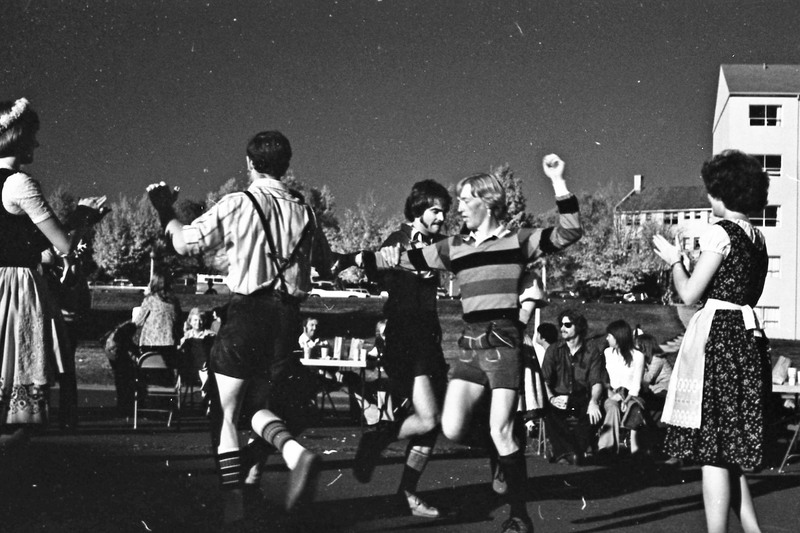 1977 Octoberfest, Folk Dancing 15