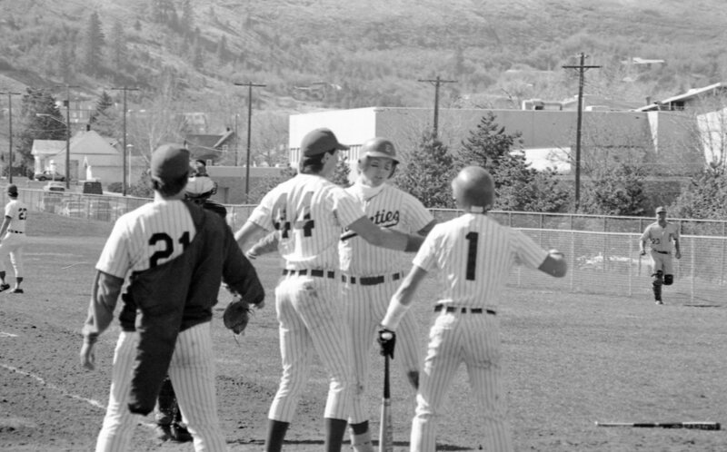 1988 Baseball Action 21