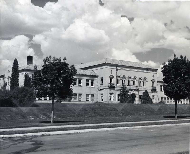 1961 Inlow Hall 1-3