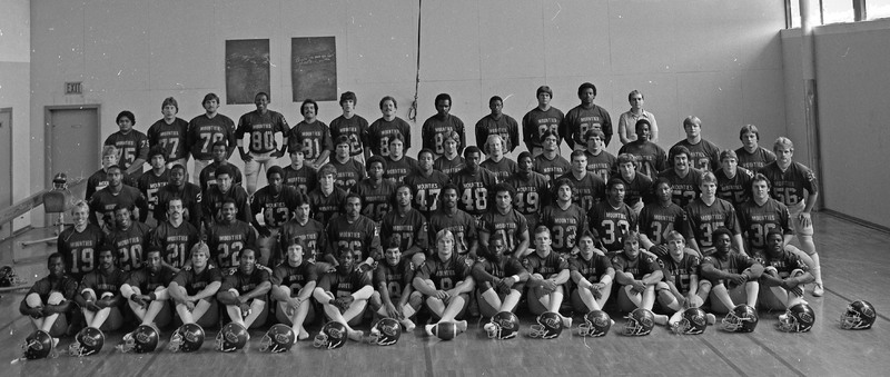 1982 Football Team 02