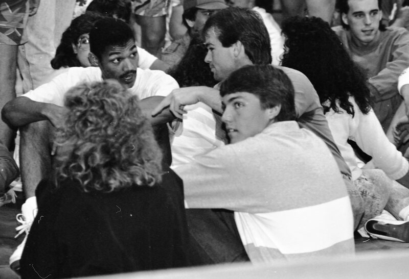 1987 New Student Days, Indoors 19