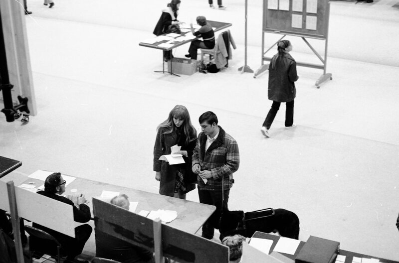1972 Winter Registration Day 28