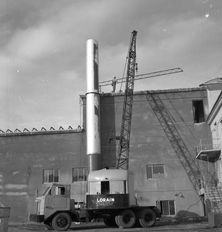 1971 Walter M. Pierce Library Remodel, Roof 08