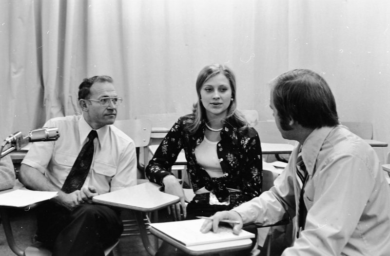 1975 Radio Show, Discussion Panel 01
