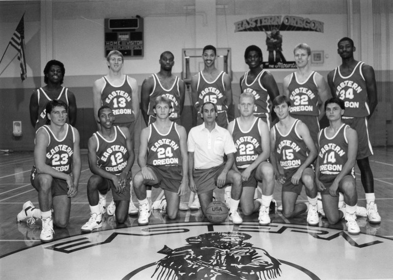 1987 Basketball Team 01