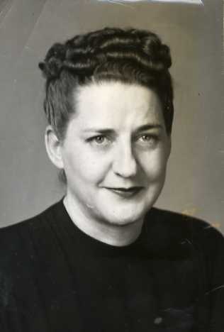 1948 Employee, Dorothy Cook