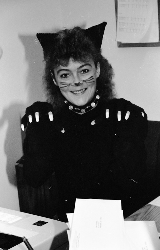 1987 Employees, Halloween 08