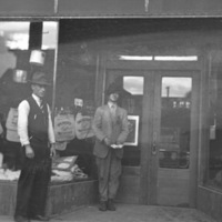 Elgin, Hill Hardware Store 3