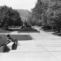 1985 Students, May Outdoor Candid Shots 07