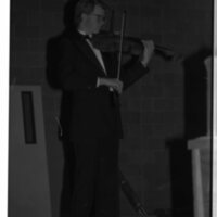 1990 Violinist, Clark Potter 04