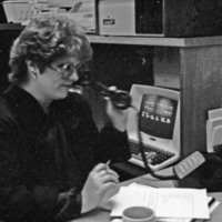 1985 Employee, Unidentified Woman F 01