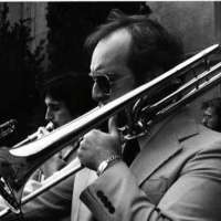 1980 Graduation, Band 01