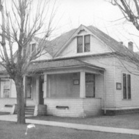La Grande, Building 2