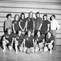1972 Women's Basketball Team 02